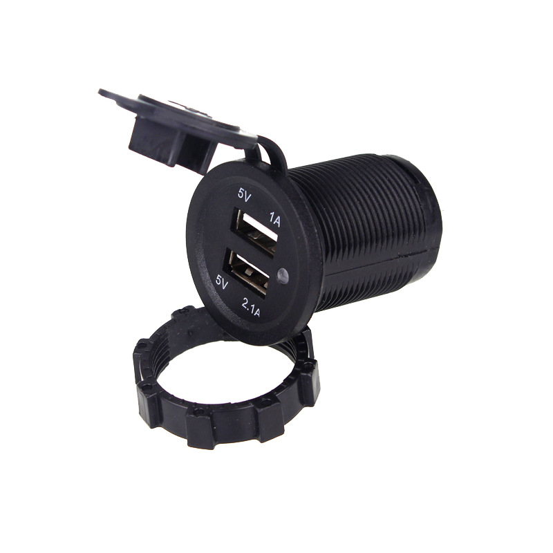 Universal çift usb'li soket 12-24V / ICCA102 Universal çift usb'li soket 12-24V / ICCA102